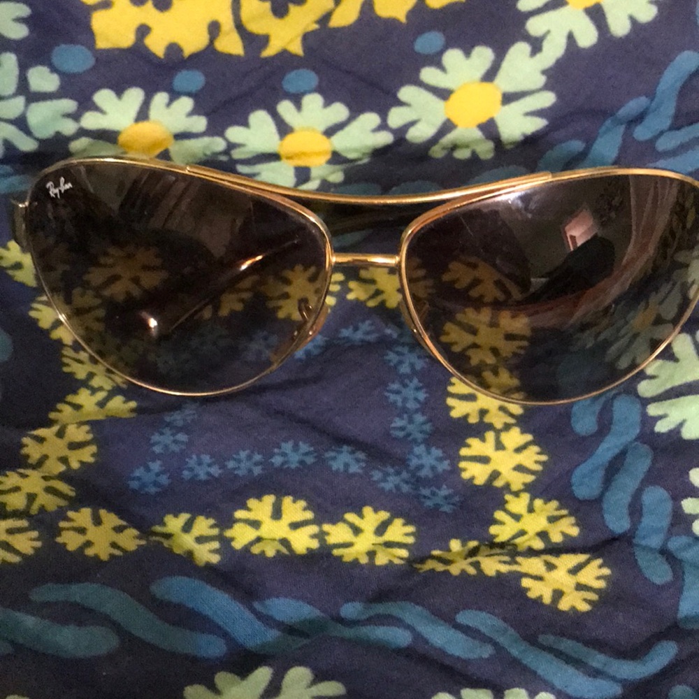 Ray Bans women’s sunglasses